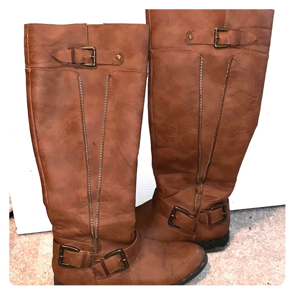Tan boots